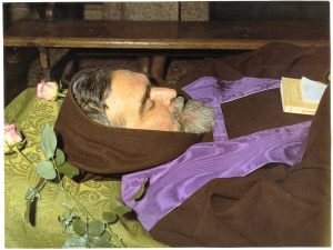 L'ultimo saluto a P. Raffaele nel Santuario di Puianello 1972